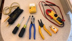 Read more about the article Need Electricians? Call us Right Now!!